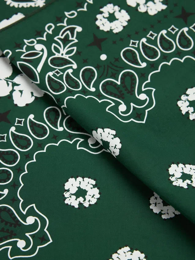 Cotton Wreath Paisley Bandana Green