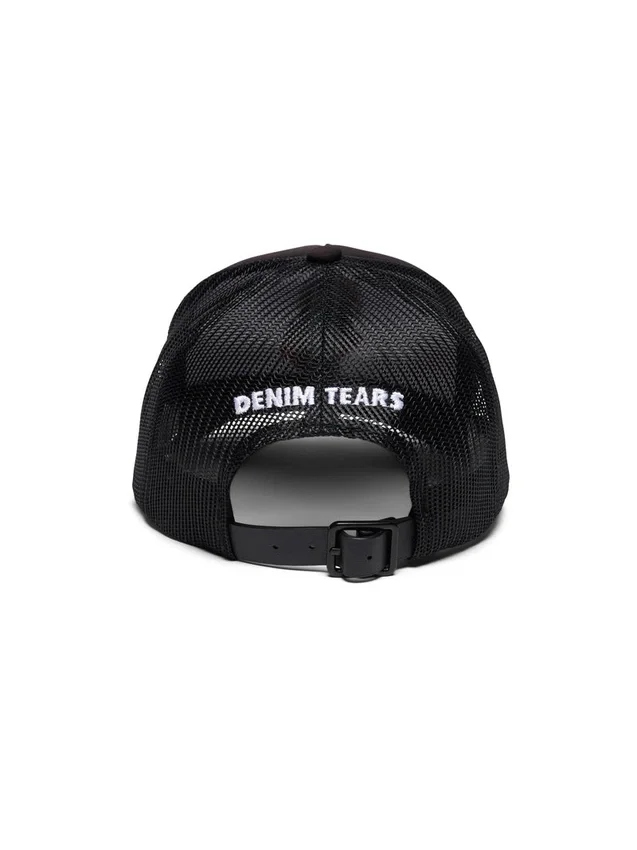 Crown Made of Cotton Trucker Hat