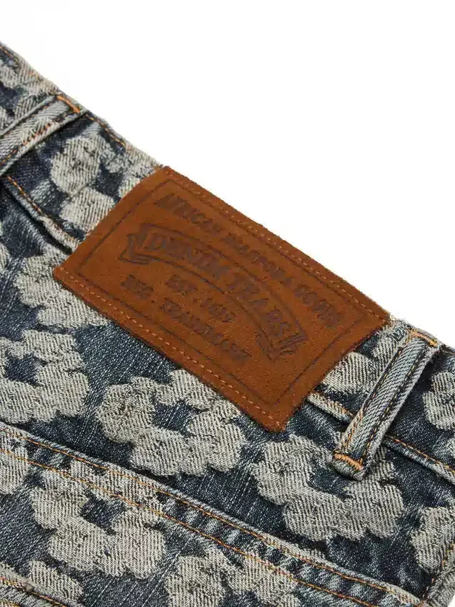 Jacquard Wreath Denim Short