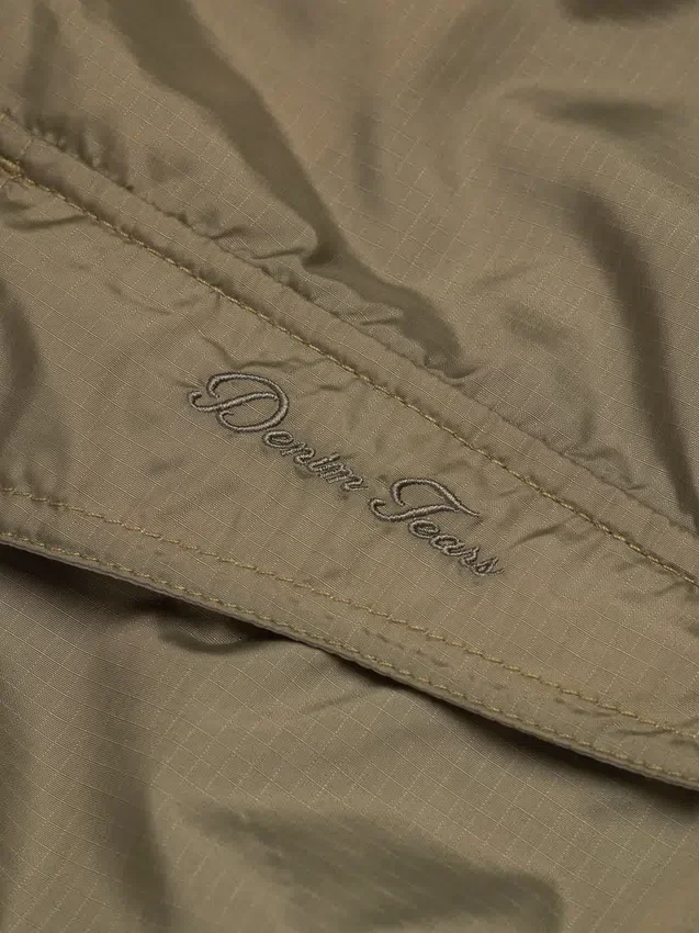 Script Windbreaker Olive